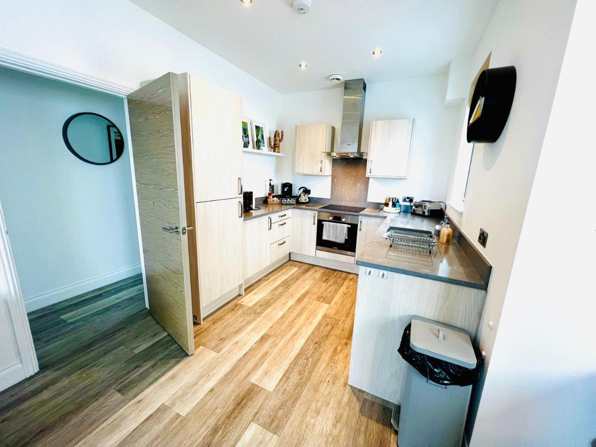 The Penthouse Margate, Balconies, Sea View, Gated Parking, Air Con! Apartamento Exterior foto